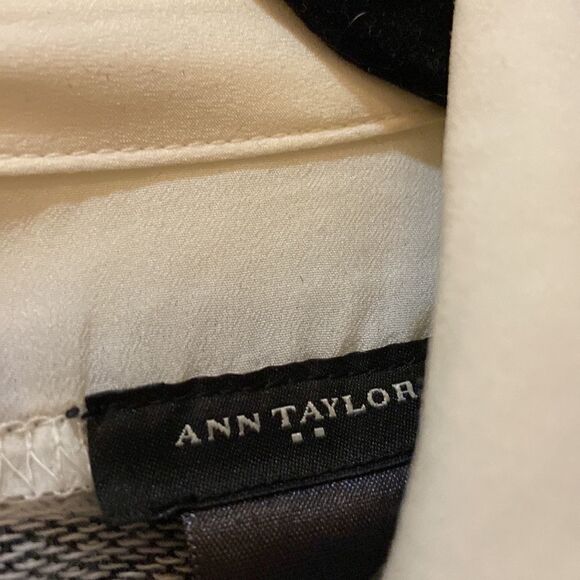Ann Taylor NWOT Blouse Sz S - Picture 4 of 9